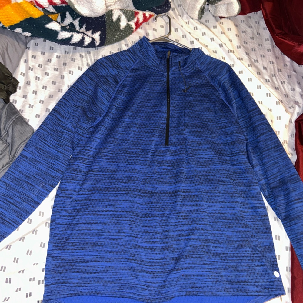 Xersion Men's Blue and Black Patterned Zip-Up Sweater